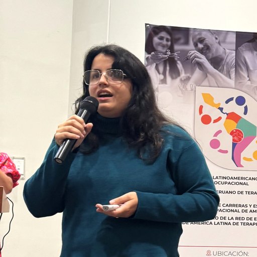 Dra. Juliana Peraza